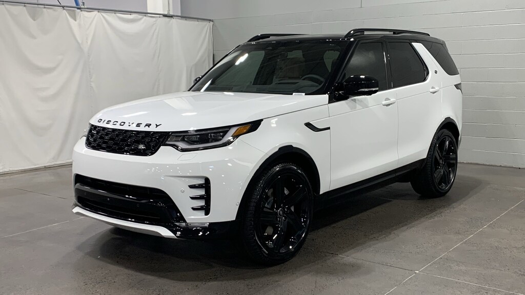 Used 2025 Land Rover Discovery Dynamic SE SUV