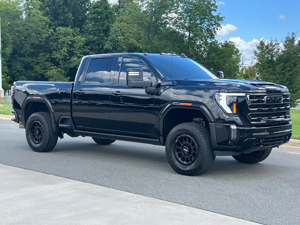 Used 2024 GMC Sierra 2500HD AT4 Pickup