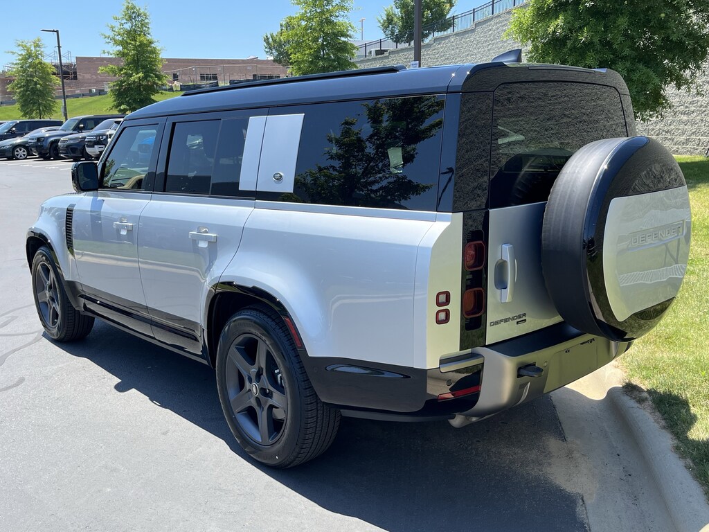 Certified 2023 Land Rover Defender X-Dynamic SE SUV