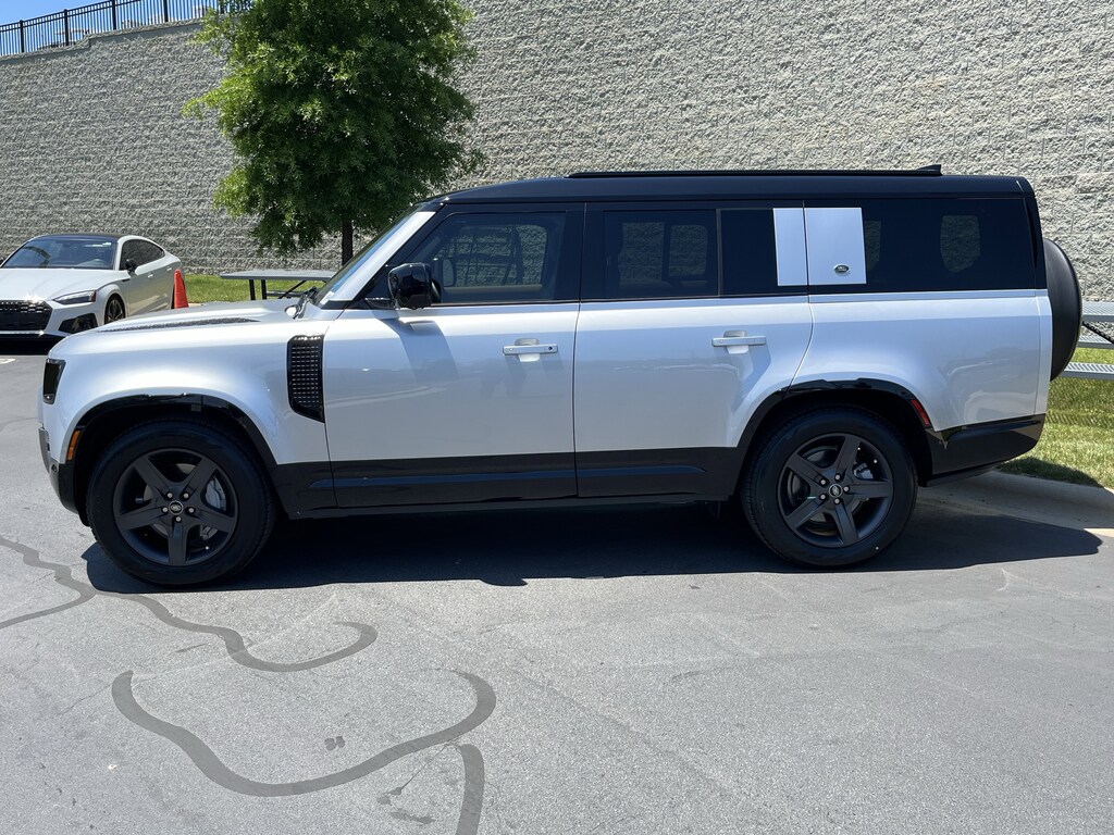 Certified 2023 Land Rover Defender X-Dynamic SE SUV
