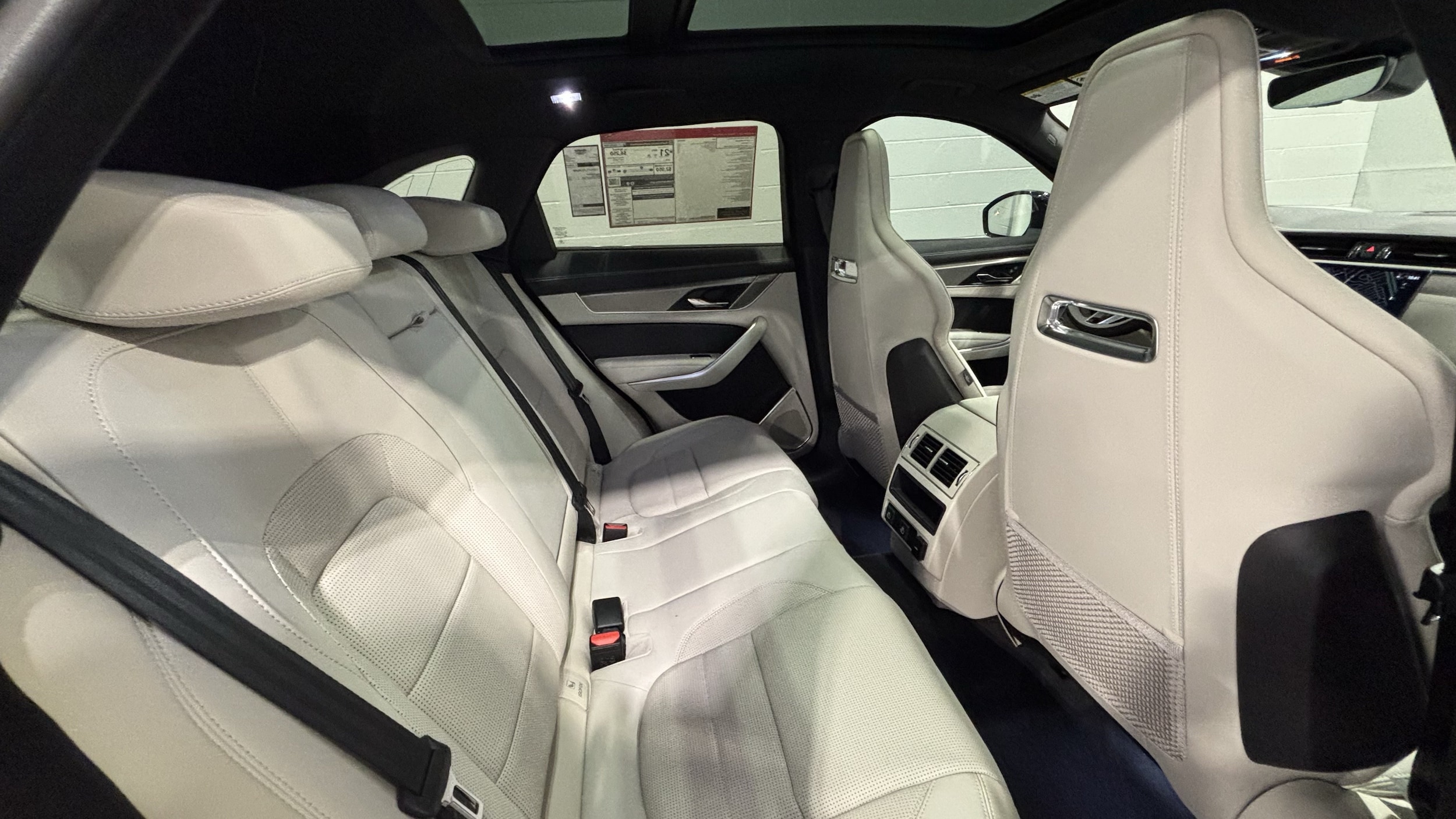 Jaguar F-PACE P400 R-Dynamic S
