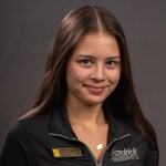 Staff member Sophia Turner from ID_7f475a0eb318