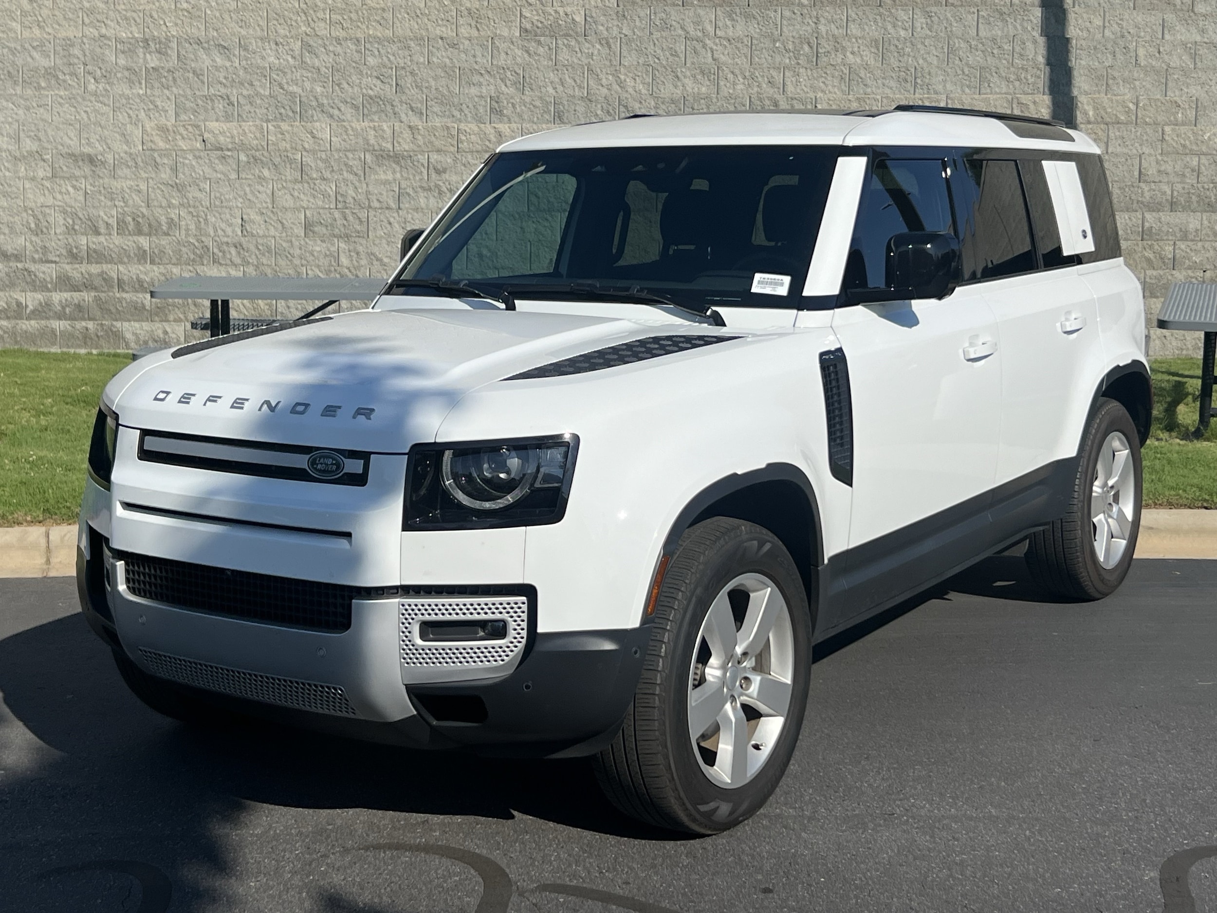 Land Rover Defender S