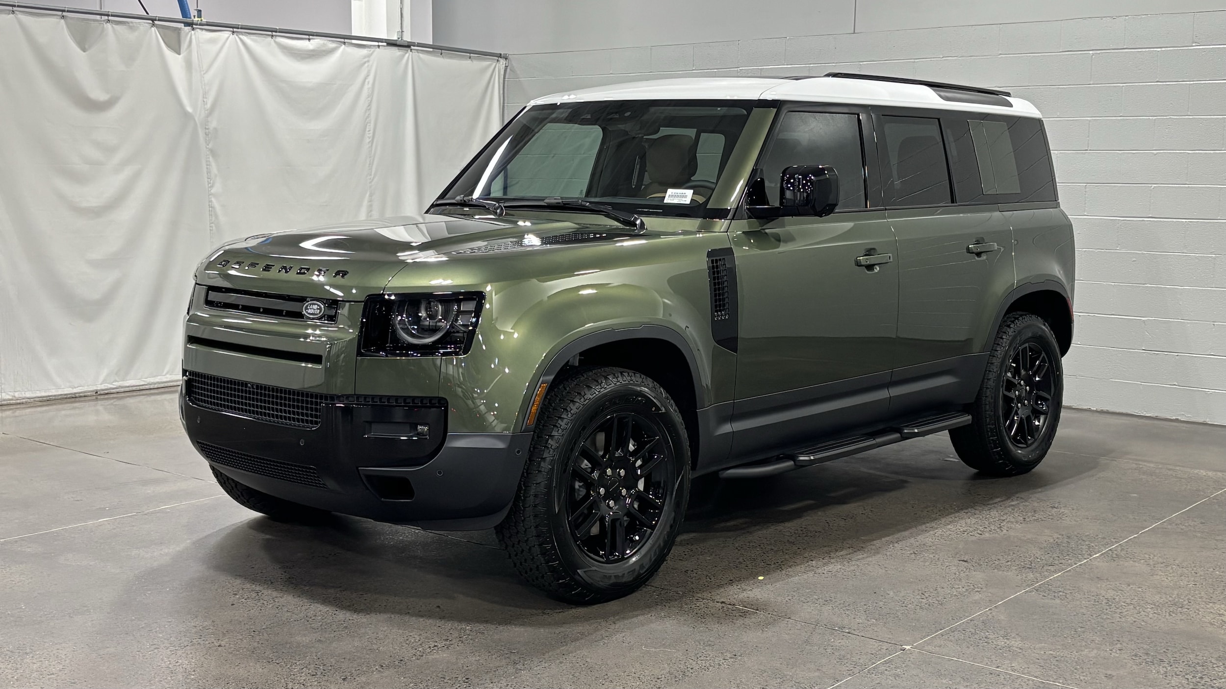 2026 Land Rover Defender 110 S P300's photo