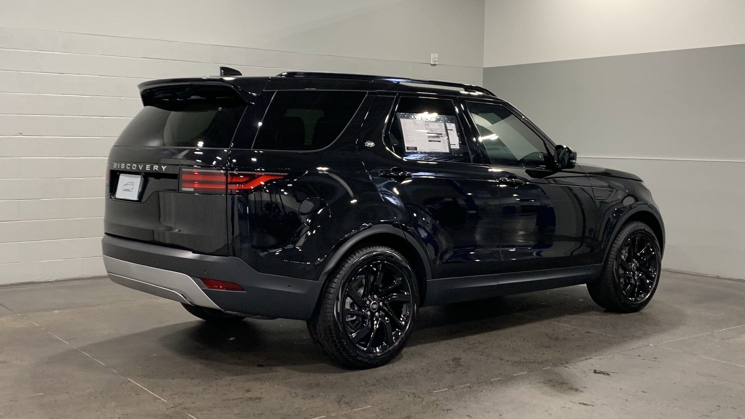 Used 2025 Land Rover Discovery S with VIN SALRJ2FX7S2515873 for sale in Kansas City