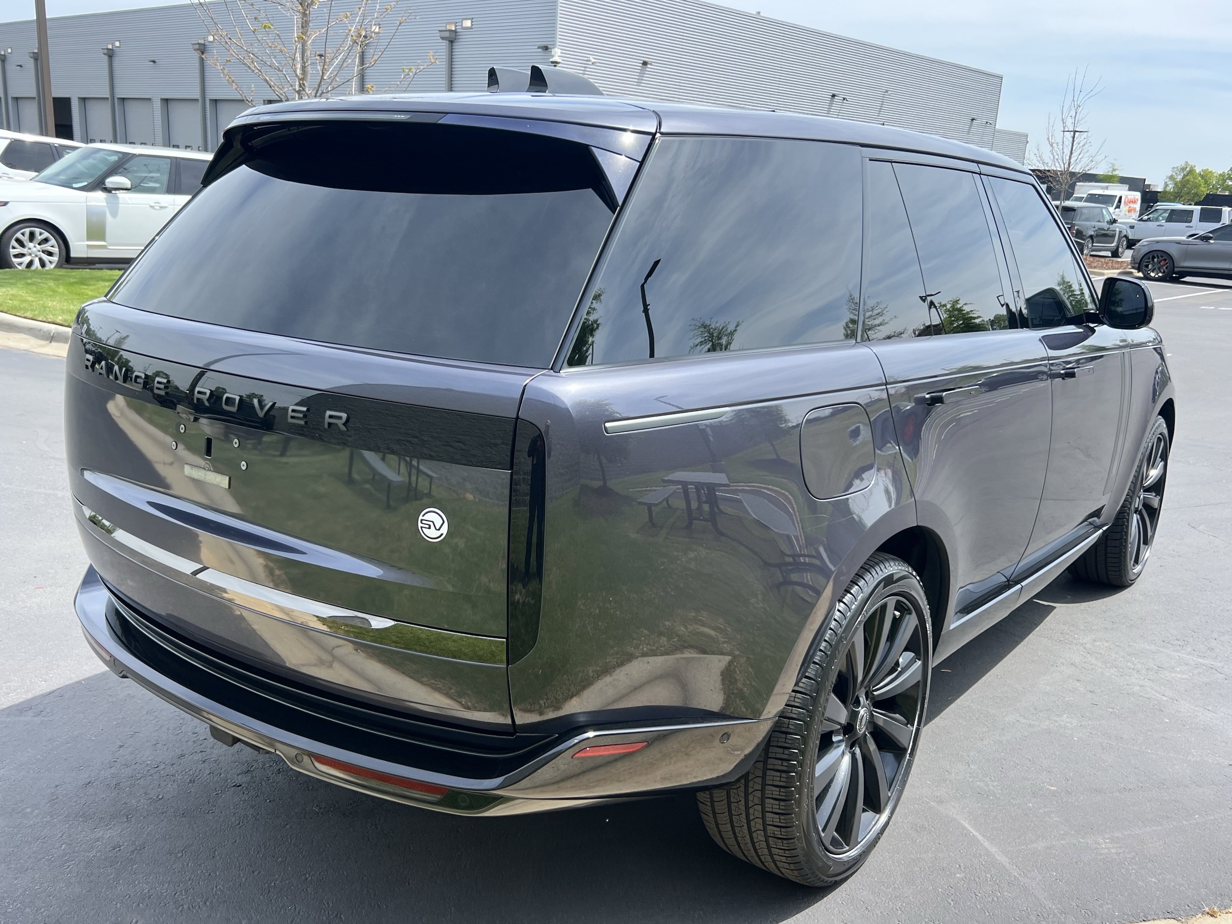 2023 Land Rover Range Rover SV photo 5