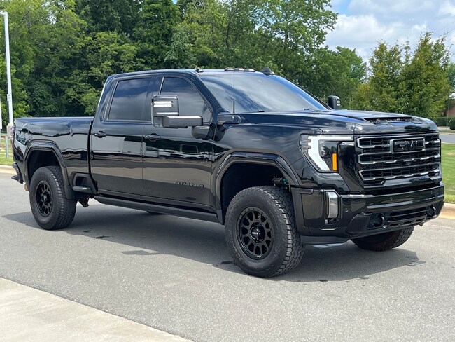 2024 GMC Sierra 2500HD AT4 Pickup