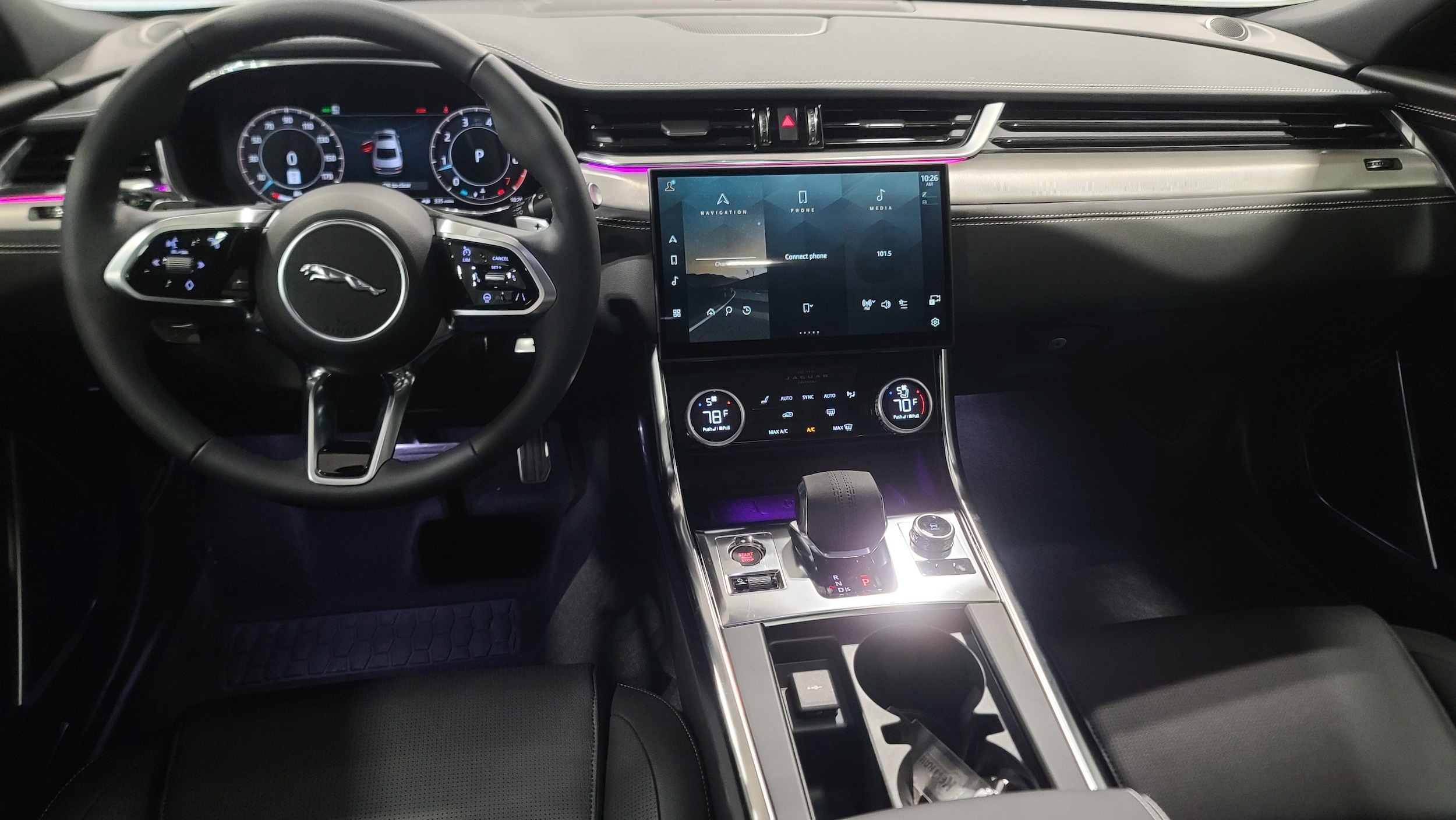 2024 Jaguar XF R-Dynamic SE photo 4