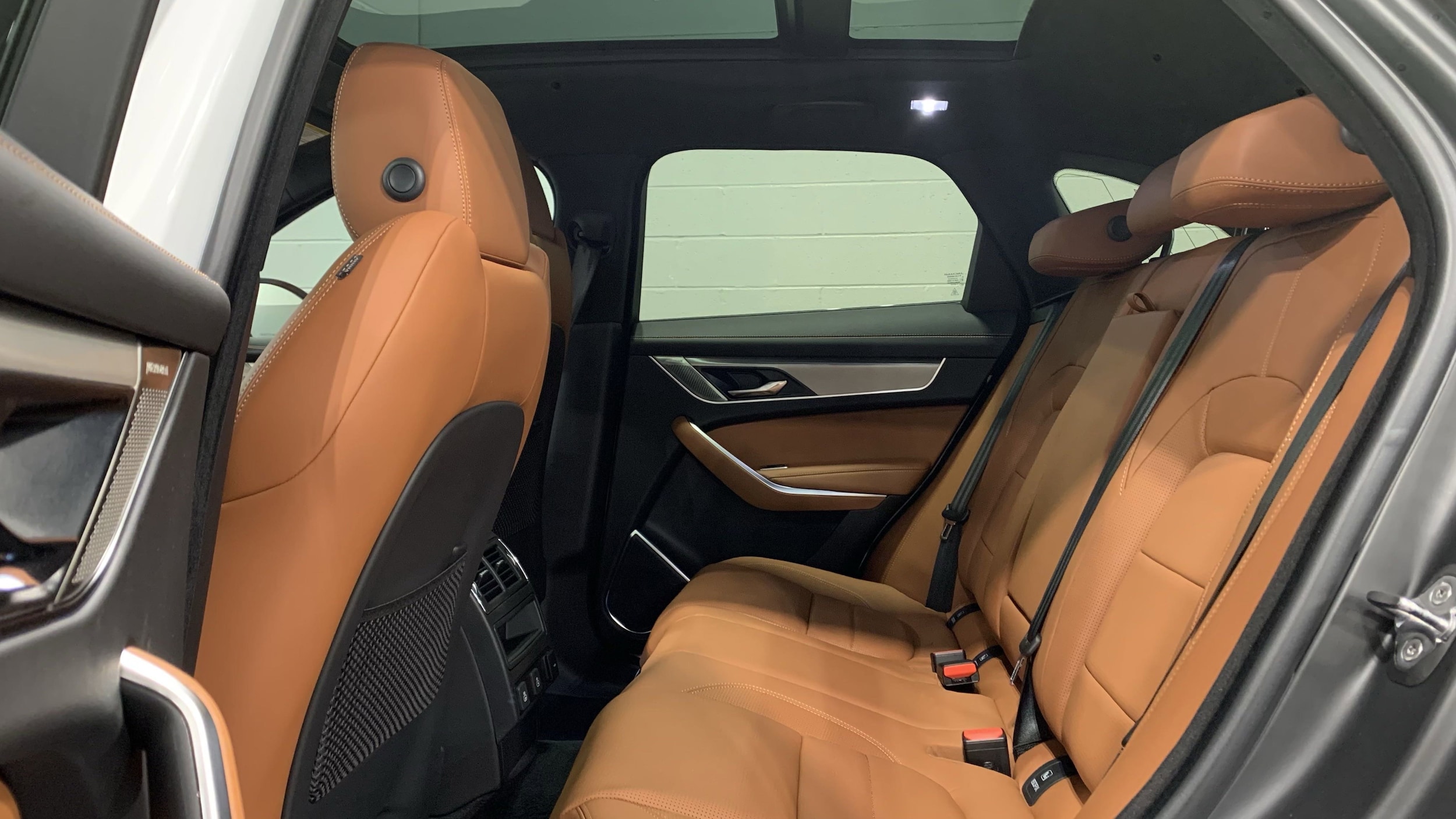 2026 Jaguar F-PACE R-Dynamic S photo 5