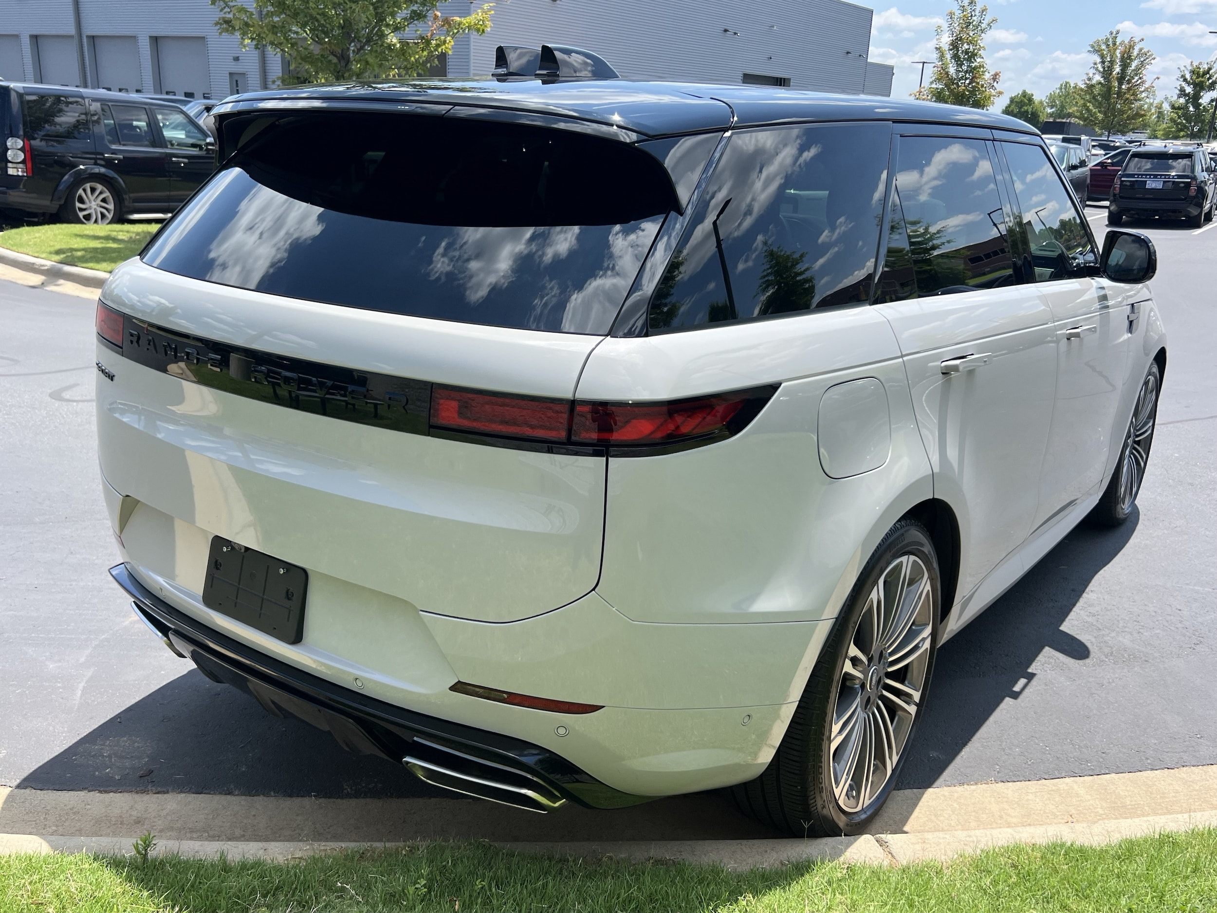 Land Rover Range Rover Sport P460 PHEV Dynamic SE