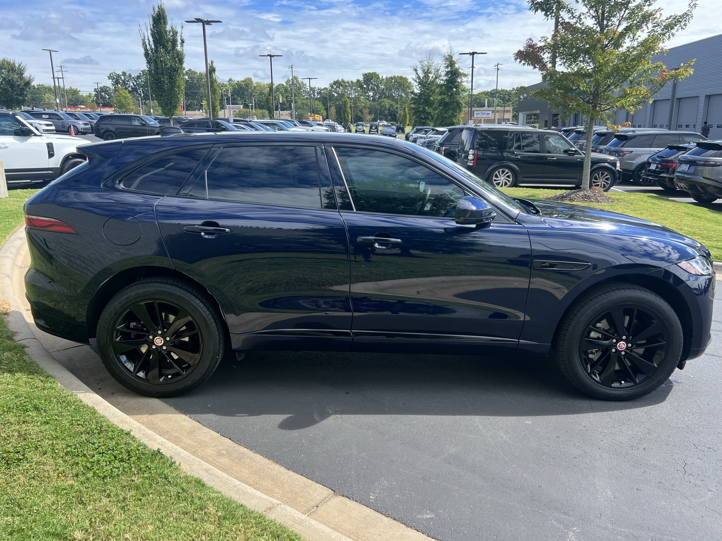 2023 Jaguar F-PACE R-Dynamic S