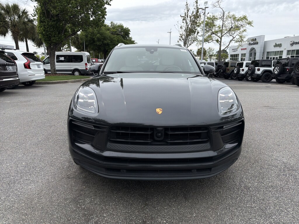 Used 2022 Porsche Macan SUV