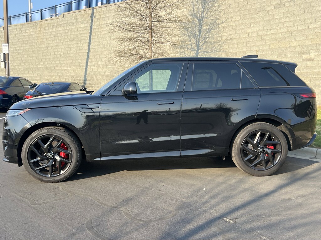 Used 2023 Land Rover Range Rover Sport SE Dynamic SUV