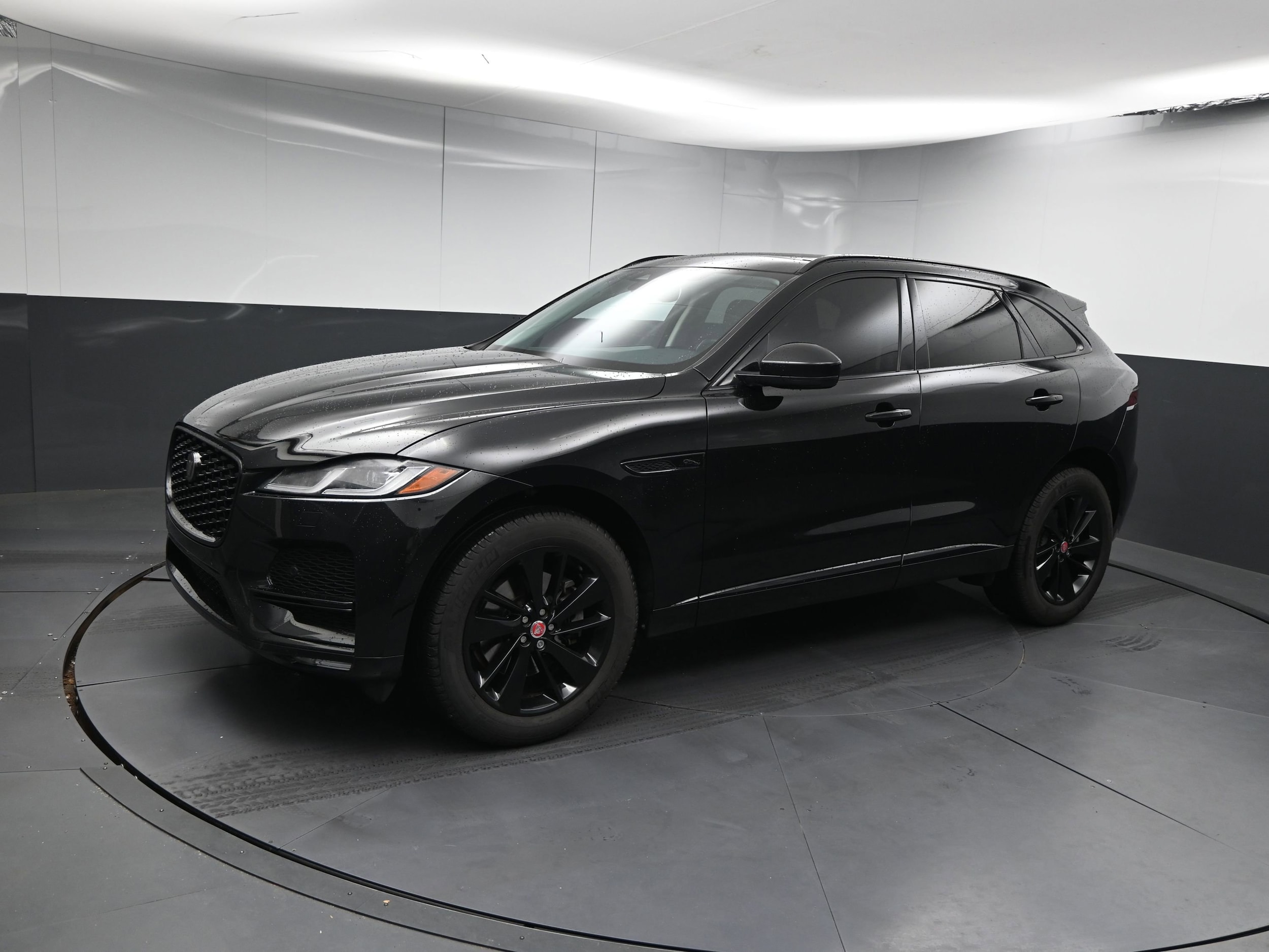 2022 Jaguar F-Pace