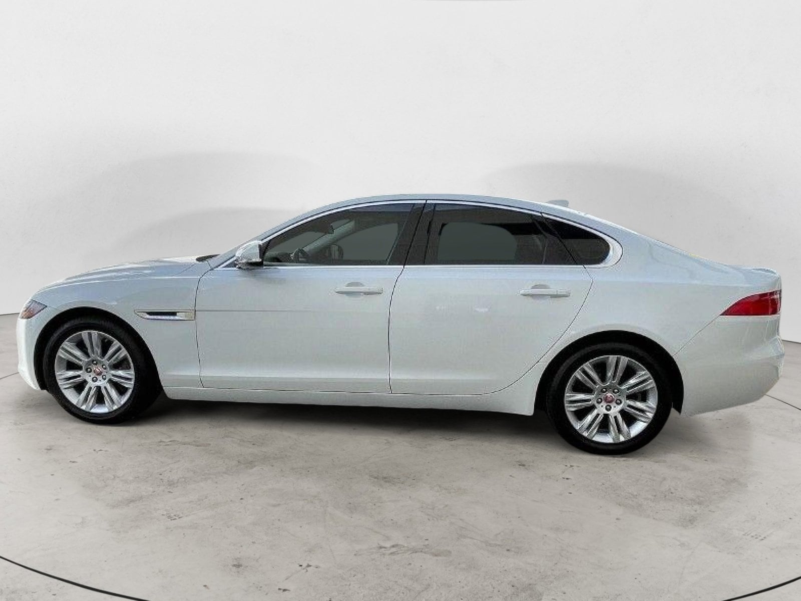 Used 2017 Jaguar XF Premium with VIN SAJBJ4BV9HCY41753 for sale in Midlothian, VA