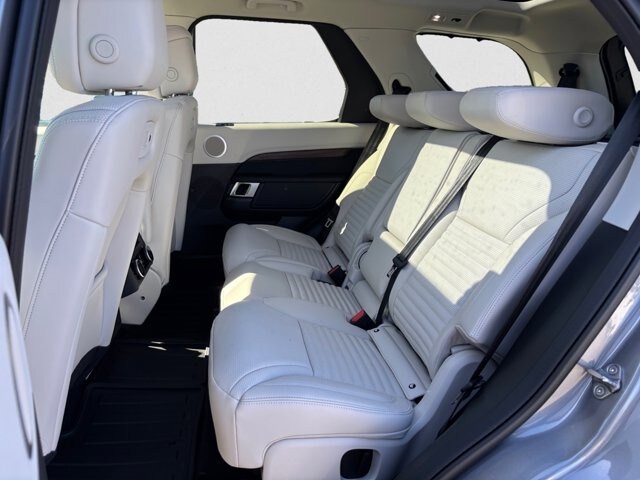 2025 Land Rover Discovery S - Photo 18