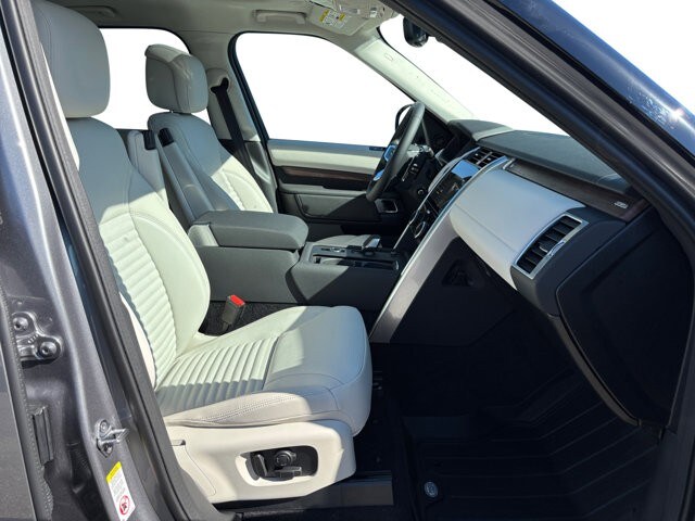 2025 Land Rover Discovery S - Photo 20
