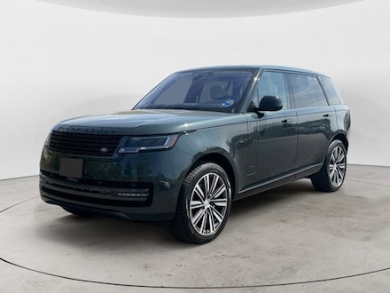 2023 Land Rover Range Rover P400 SE 7 Seat SUV