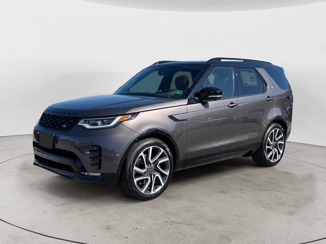 2025 Land Rover Discovery P360 Dynamic SE's photo