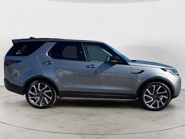 2025 Land Rover Discovery S - Photo 3