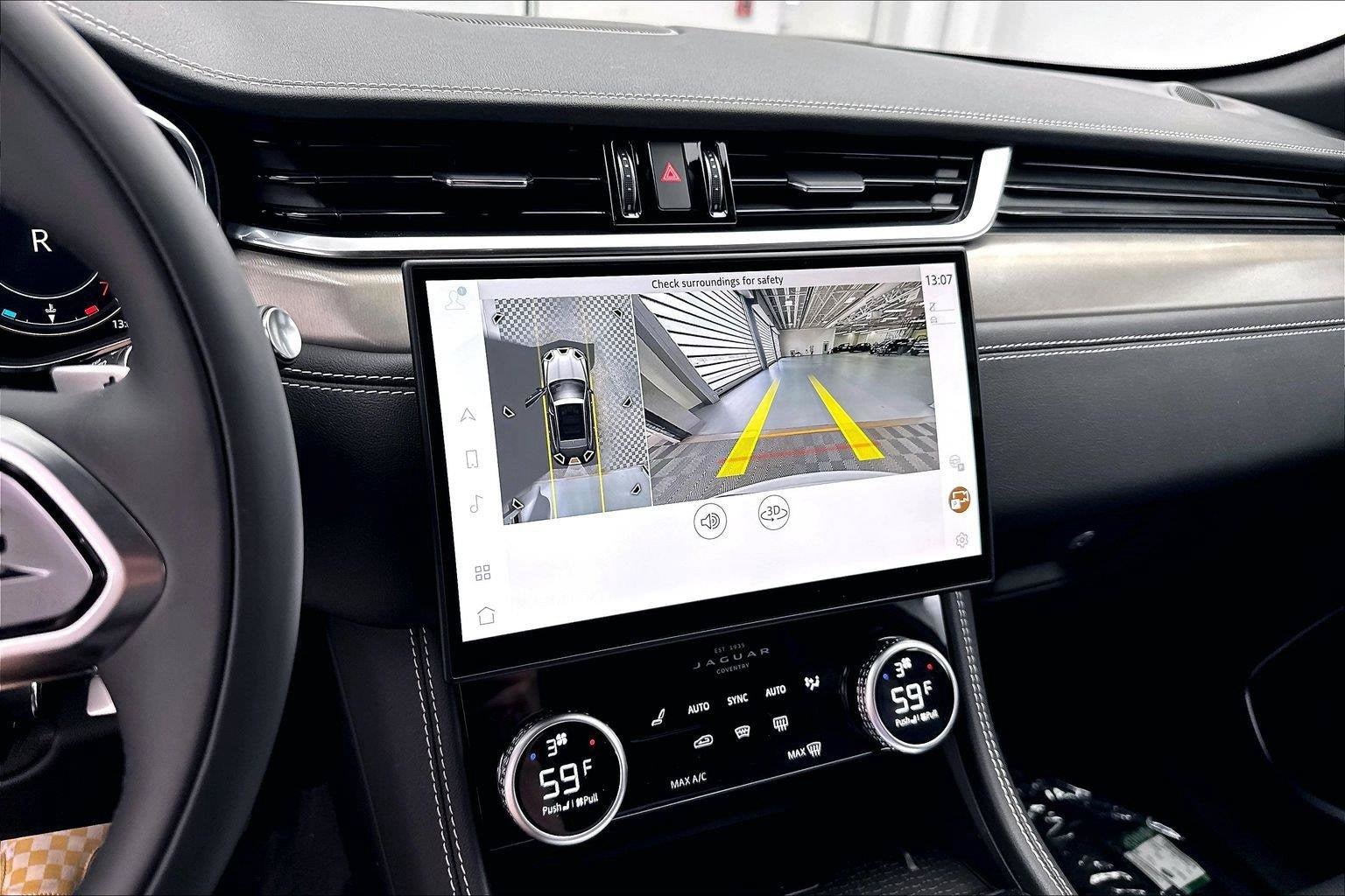 2026 Jaguar F-Pace R-Dynamic S - Photo 14