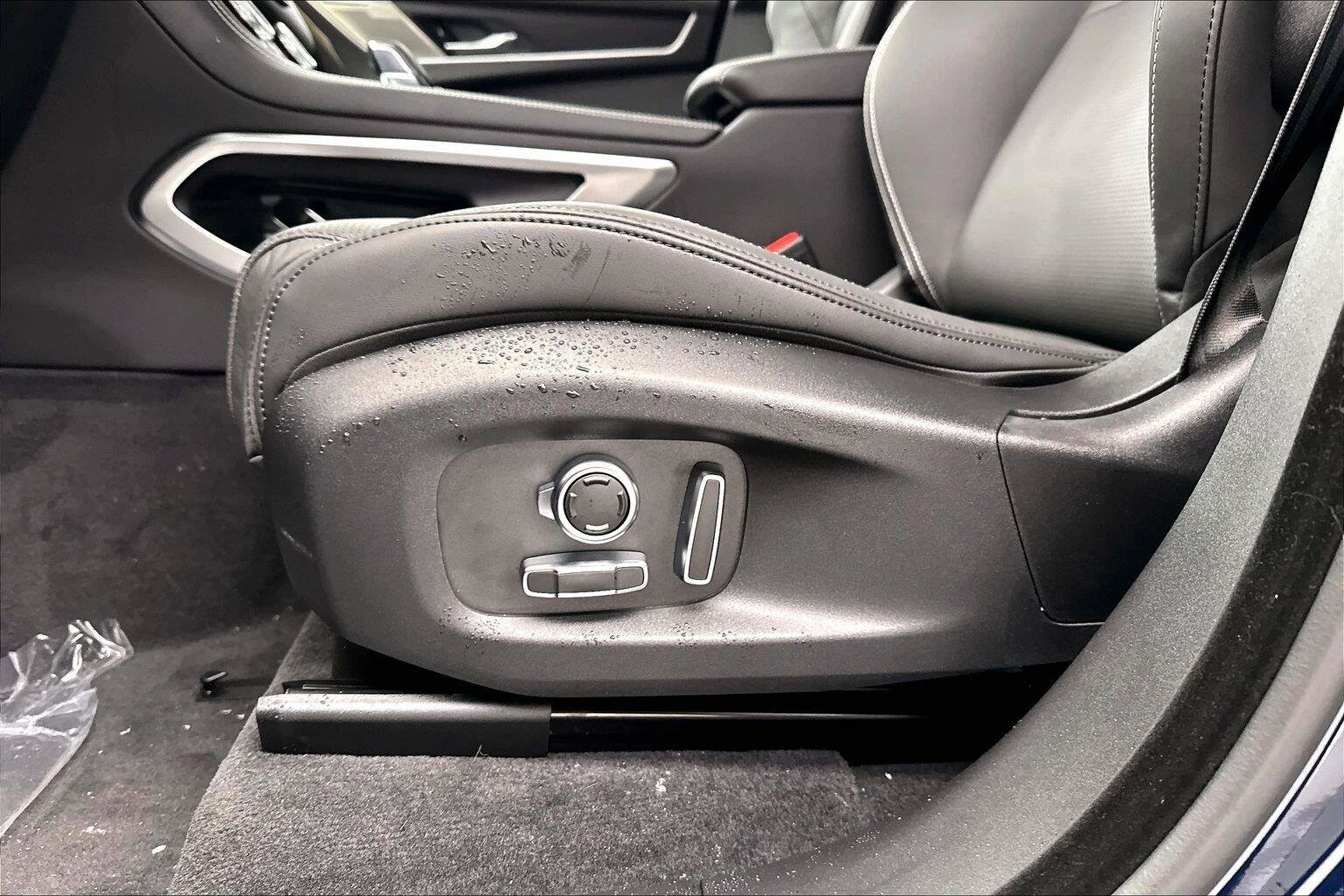 2026 Jaguar F-Pace R-Dynamic S - Photo 35