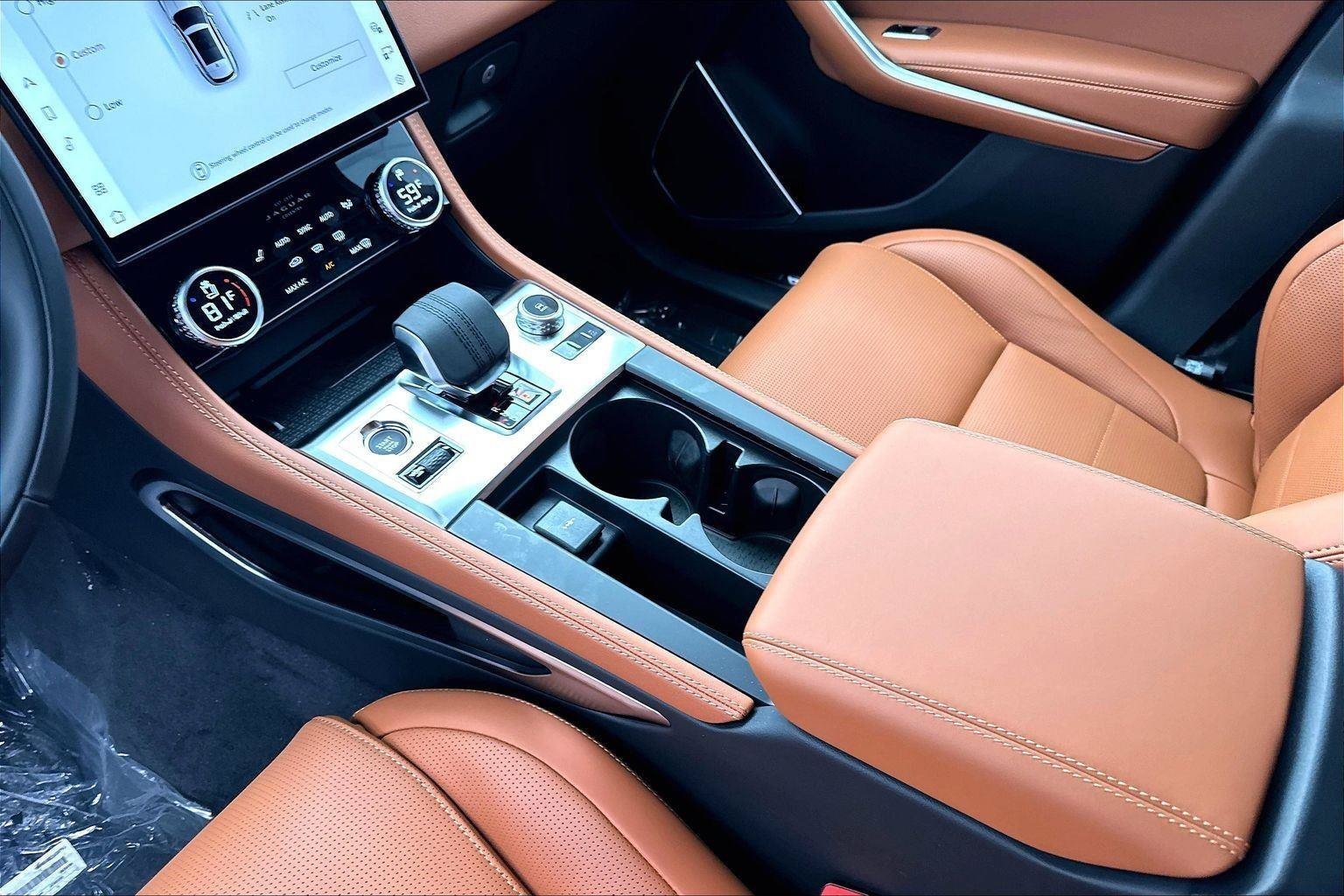 2026 Jaguar F-Pace R-Dynamic S - Photo 23