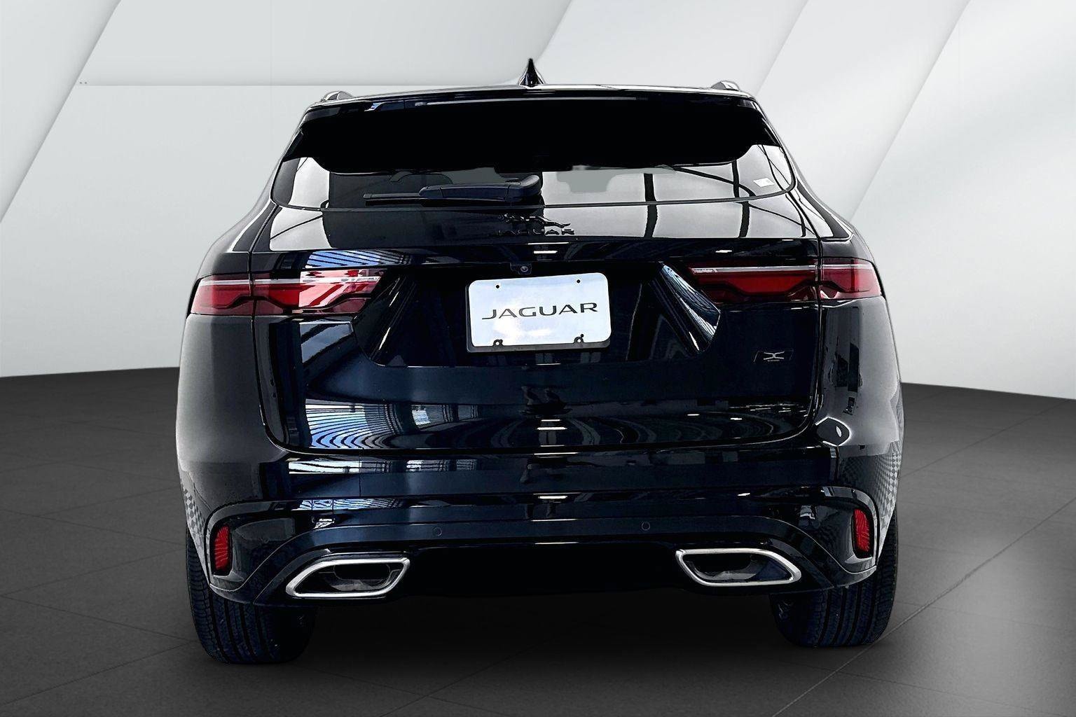 2026 Jaguar F-Pace R-Dynamic S - Photo 7
