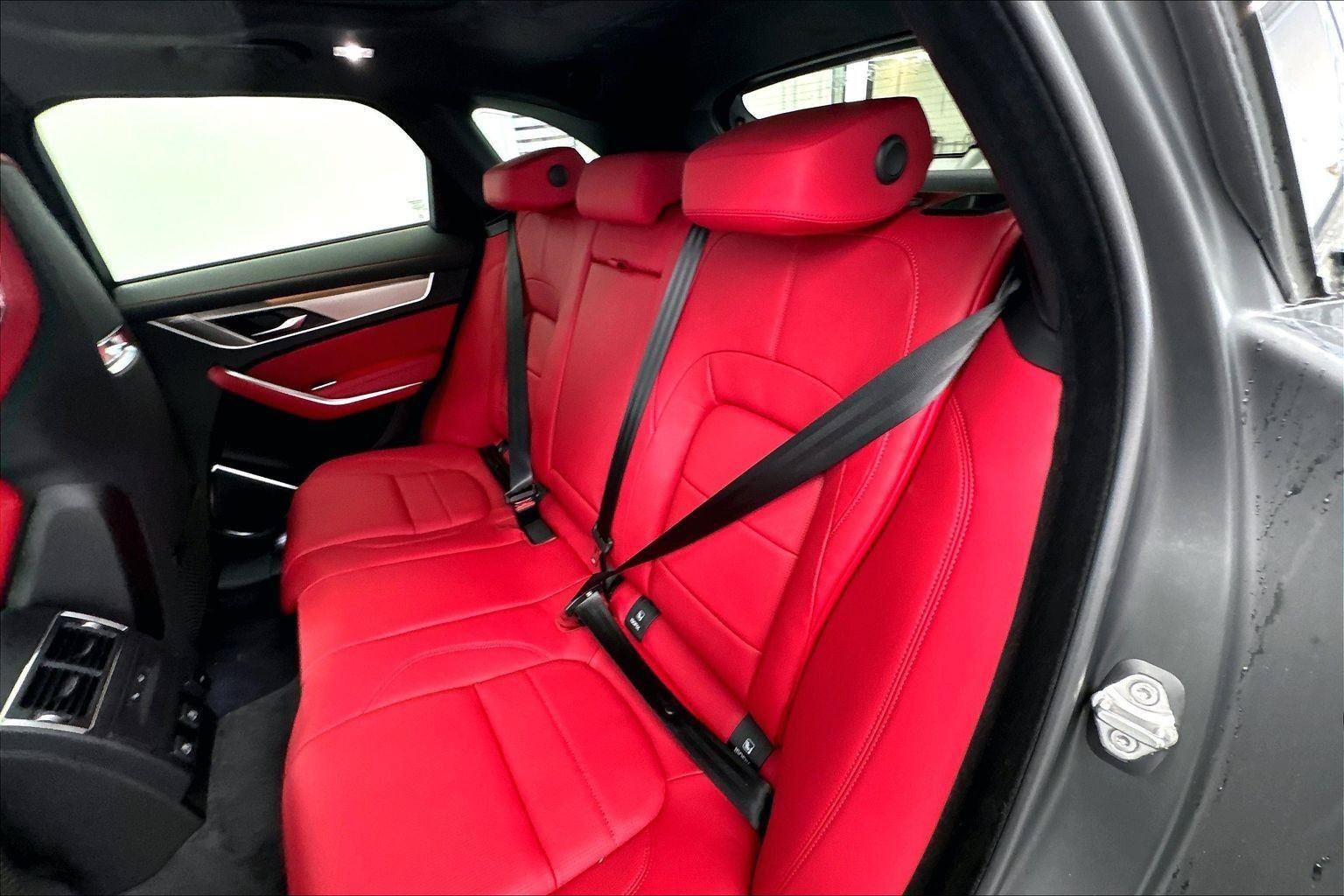 2026 Jaguar F-Pace R-Dynamic S - Photo 10