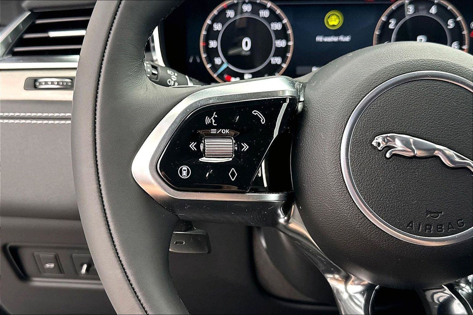 2026 Jaguar F-Pace R-Dynamic S - Photo 14