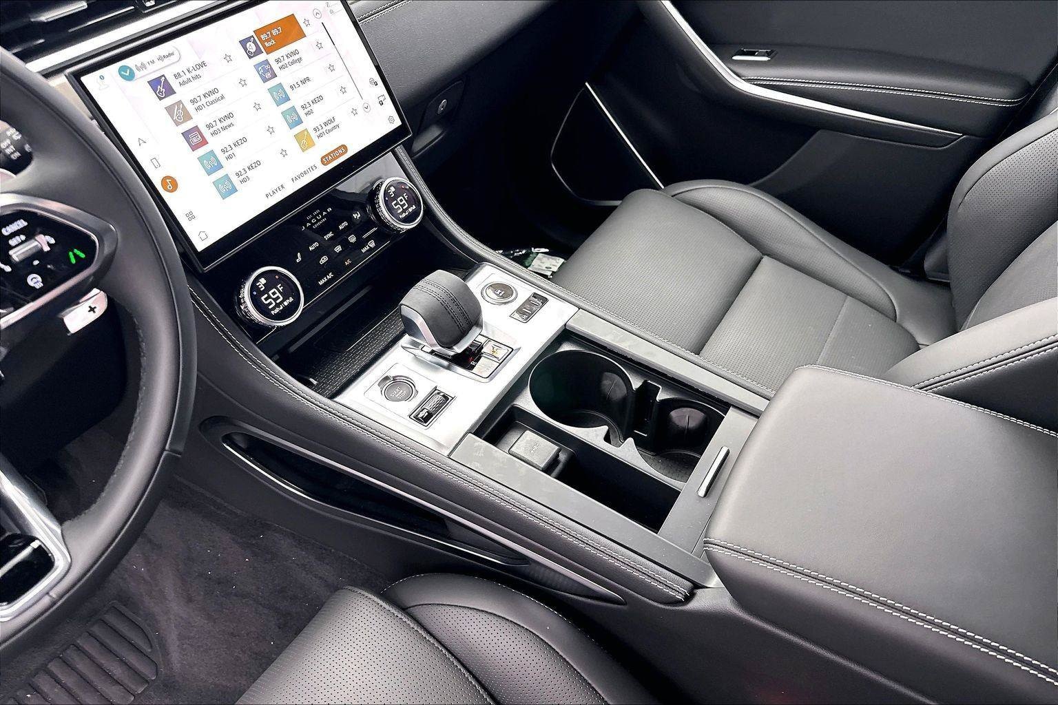 2026 Jaguar F-Pace R-Dynamic S - Photo 23