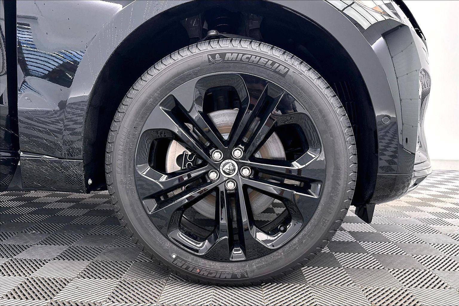 2026 Jaguar F-Pace R-Dynamic S - Photo 36