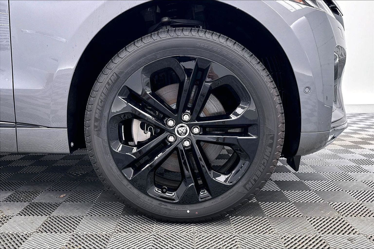 2026 Jaguar F-Pace R-Dynamic S - Photo 36