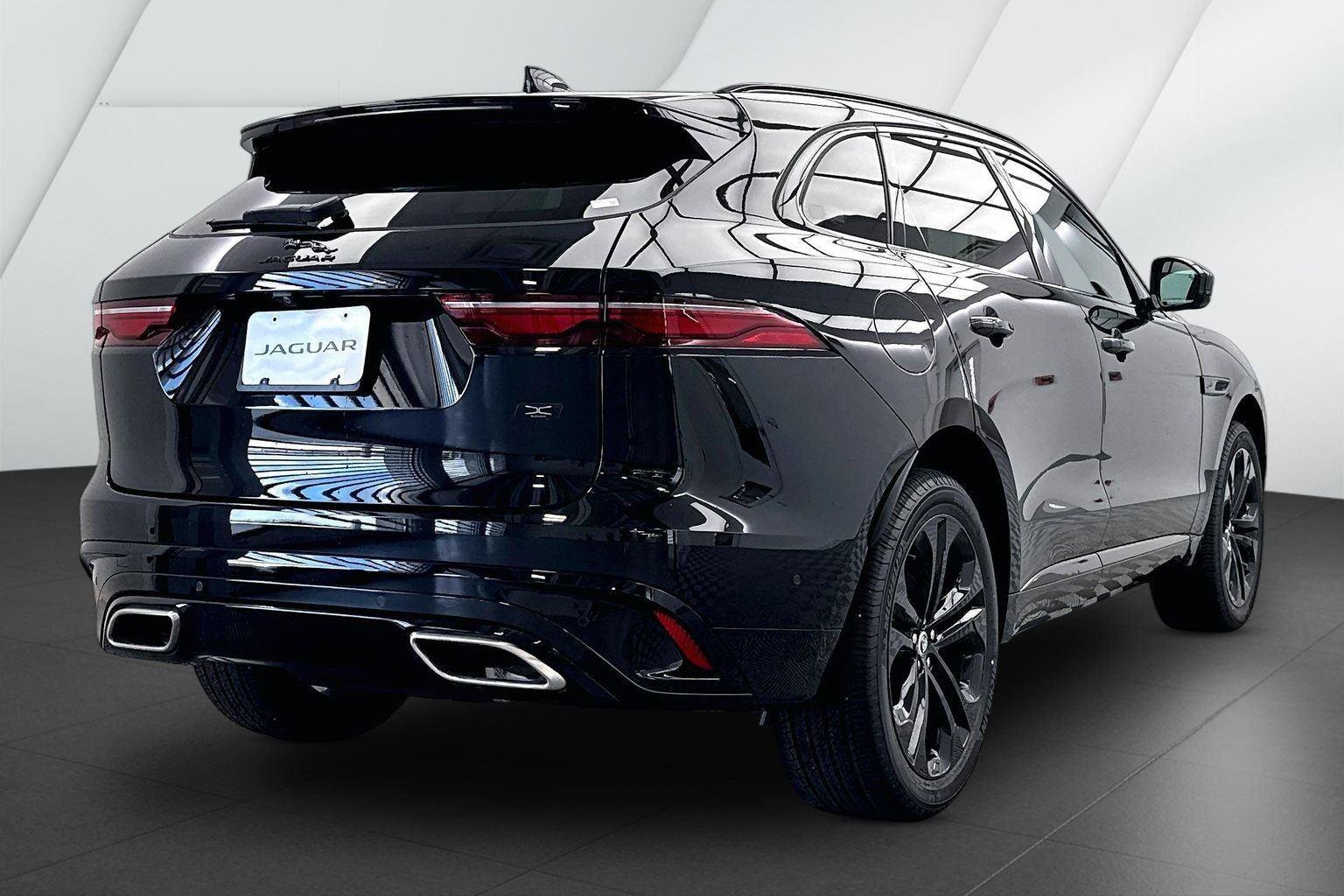 2026 Jaguar F-Pace R-Dynamic S - Photo 6