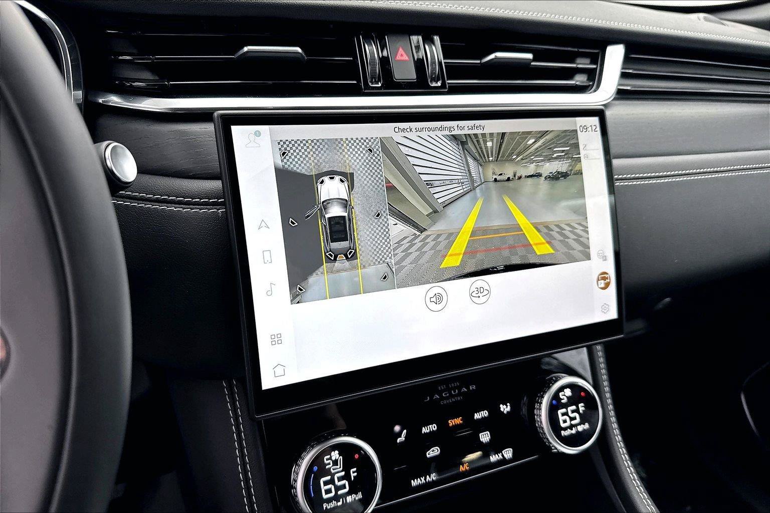 2026 Jaguar F-Pace R-Dynamic S - Photo 14