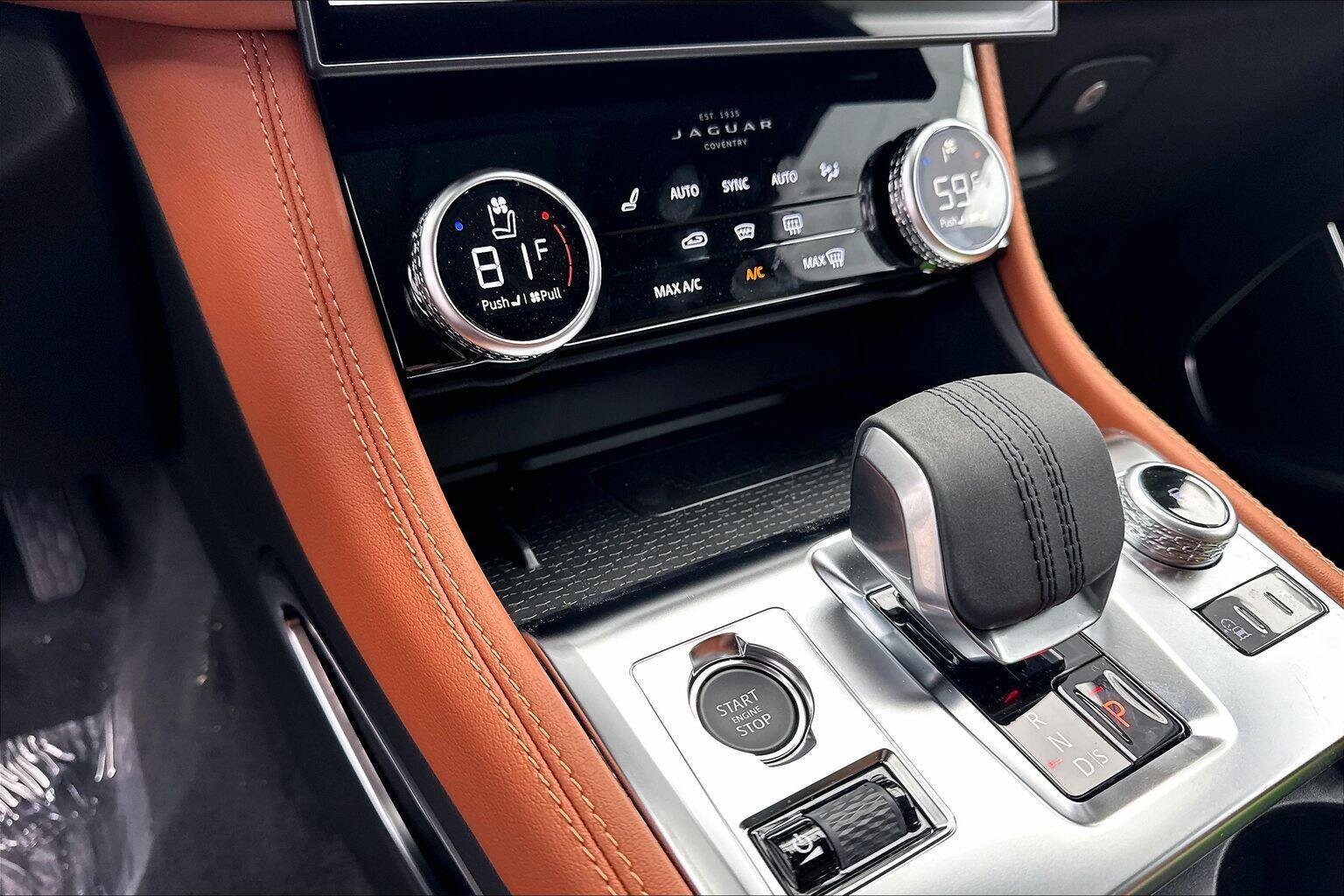 2026 Jaguar F-Pace R-Dynamic S - Photo 21