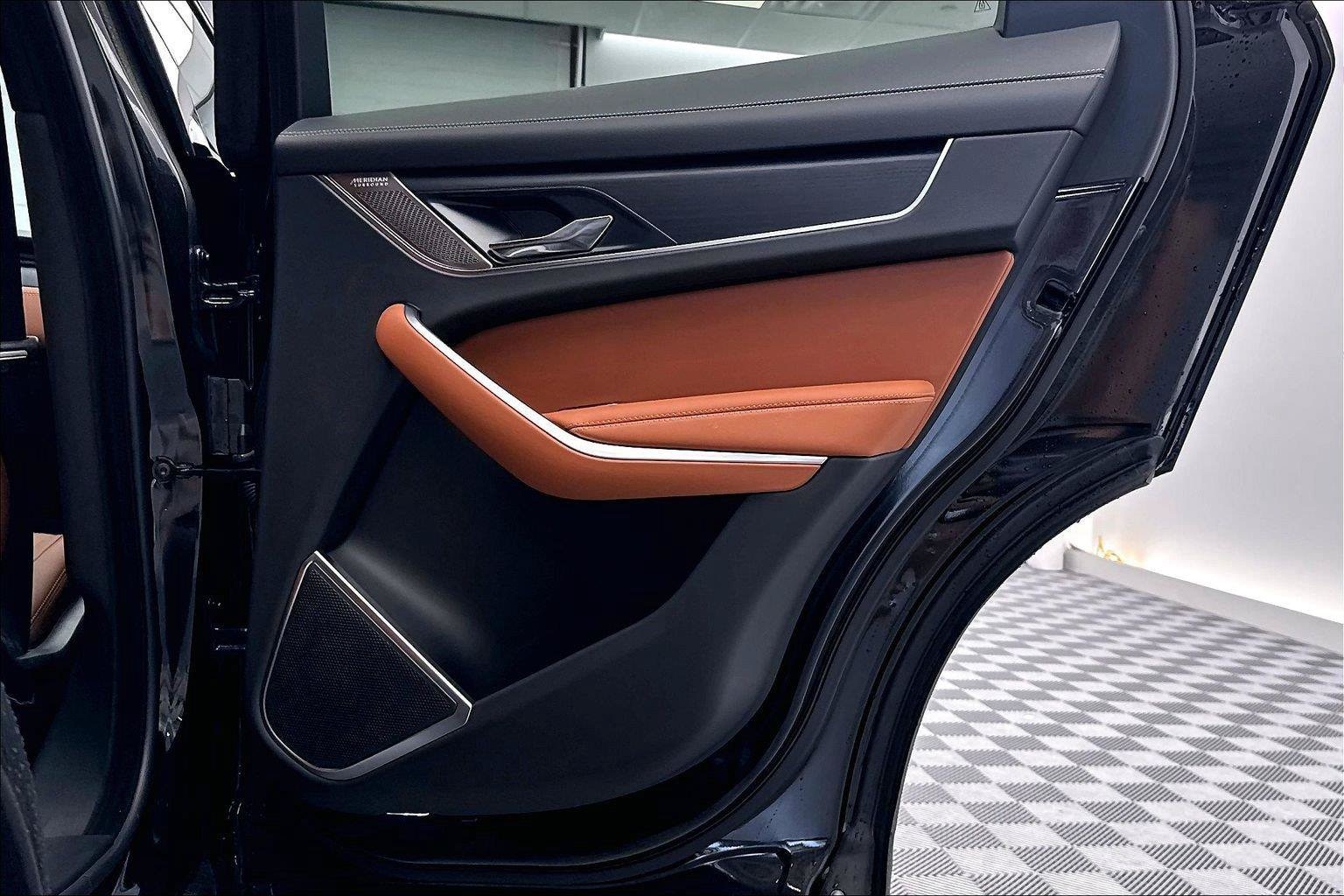 2026 Jaguar F-Pace R-Dynamic S - Photo 31