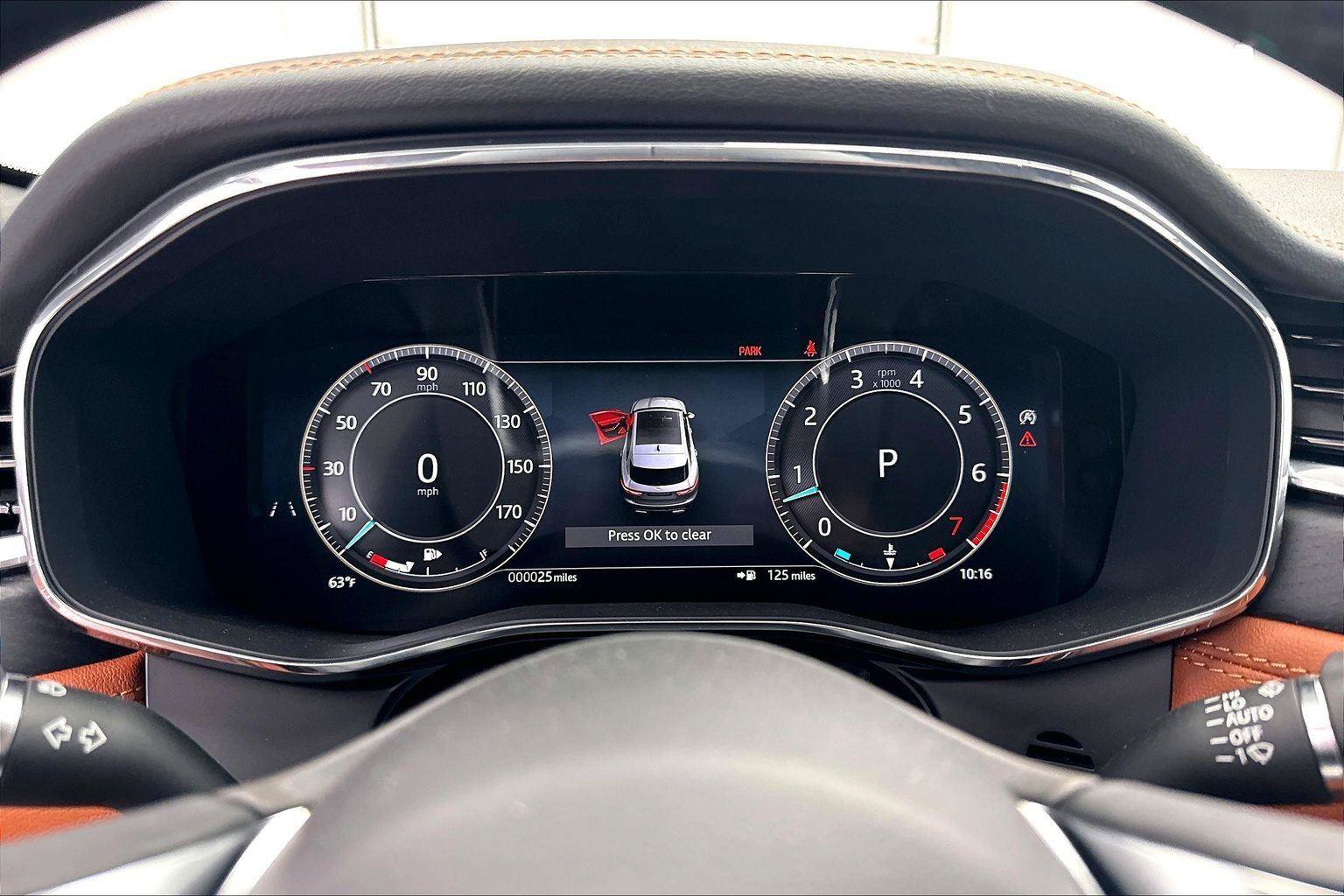 2026 Jaguar F-Pace R-Dynamic S - Photo 17