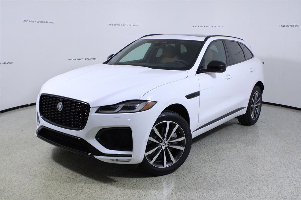 2026 Jaguar F-PACE P250 R-Dynamic S's photo