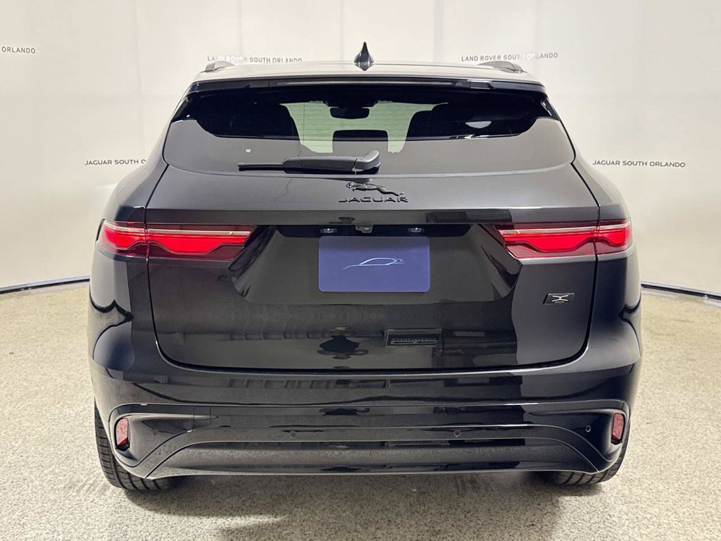 2026 Jaguar F-Pace R-Dynamic S - Photo 4