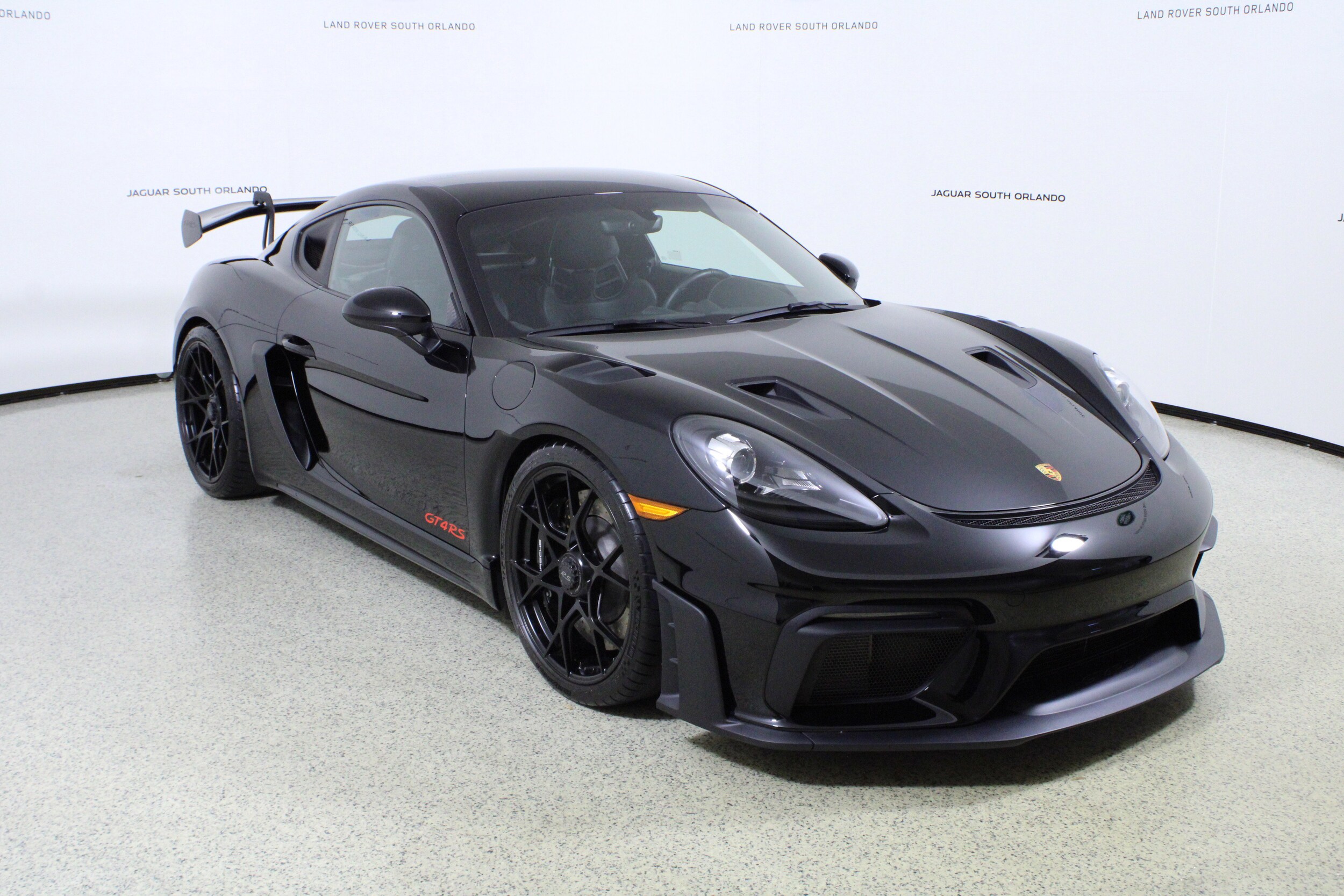 2023 Porsche Cayman GT4 RS photo 3