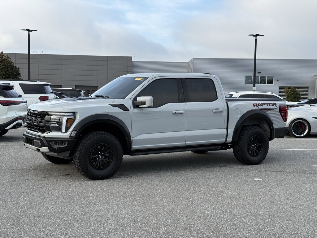 Used 2024 Ford F-150 Raptor 4WD Supercrew 5.5 Box 4WD SuperCrew 5.5 Box