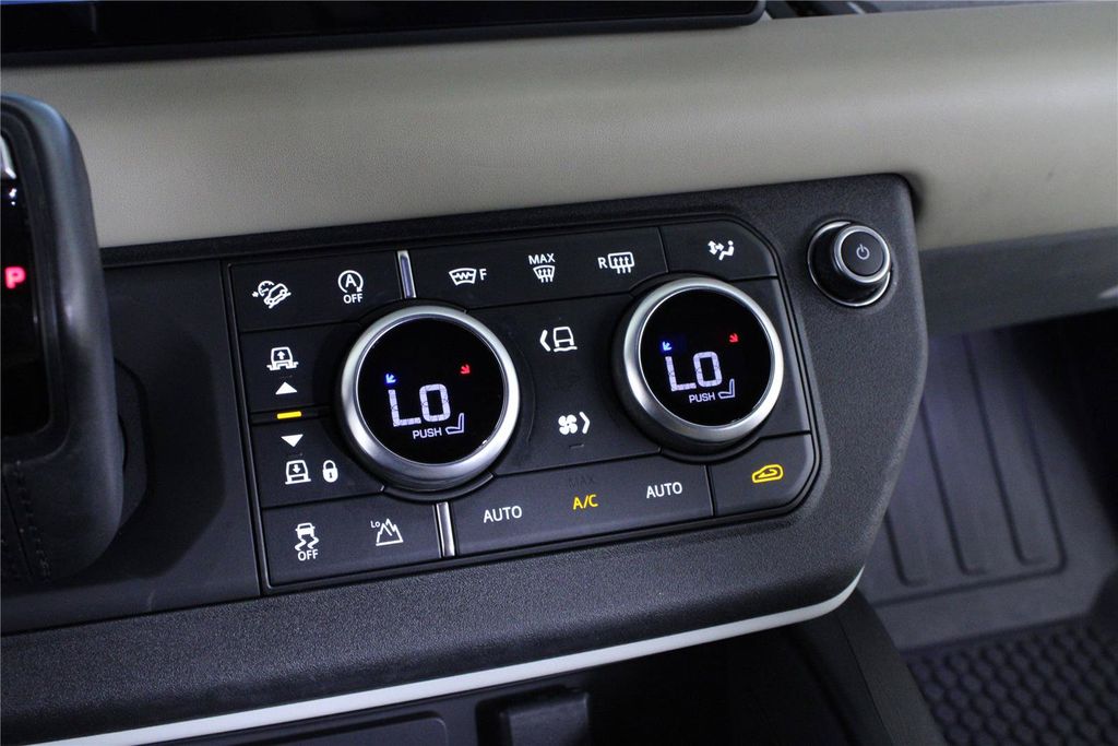 2021 Land Rover Defender X-Dynamic HSE - Photo 28
