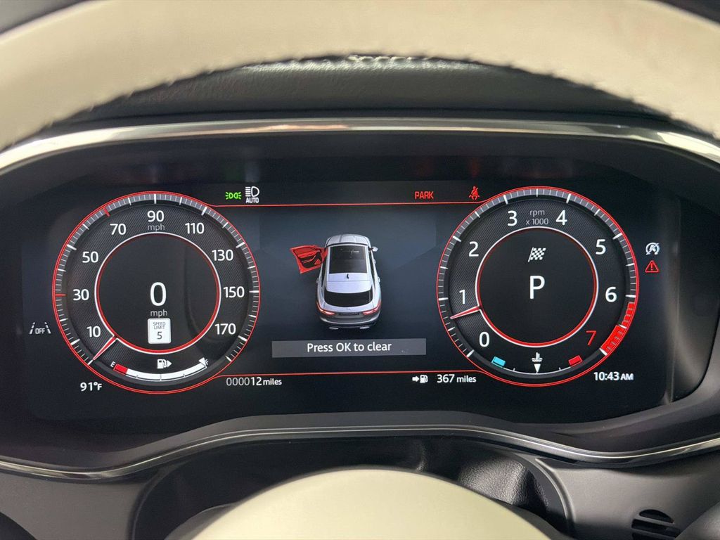 2026 Jaguar F-Pace R-Dynamic S - Photo 29