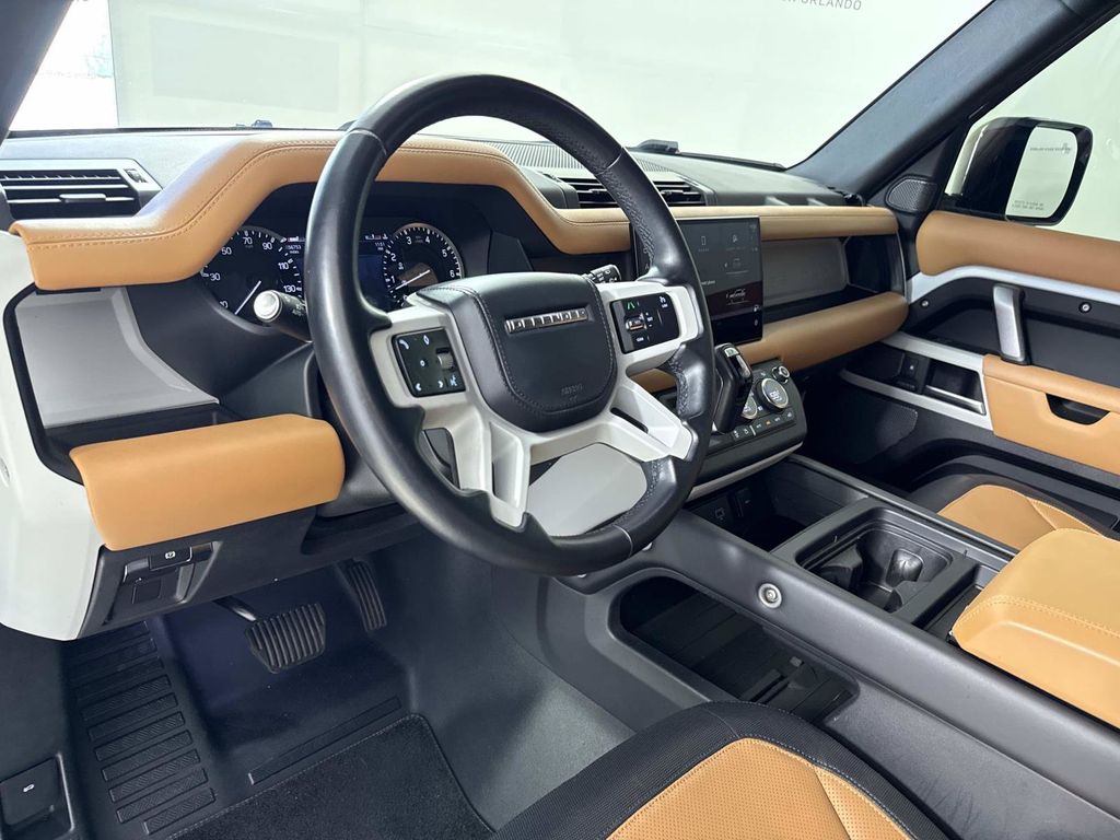 2023 Land Rover Defender X-Dynamic SE - Photo 21