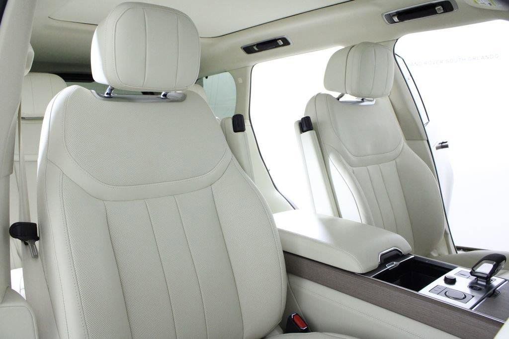 2023 Land Rover Range Rover SE - Photo 19