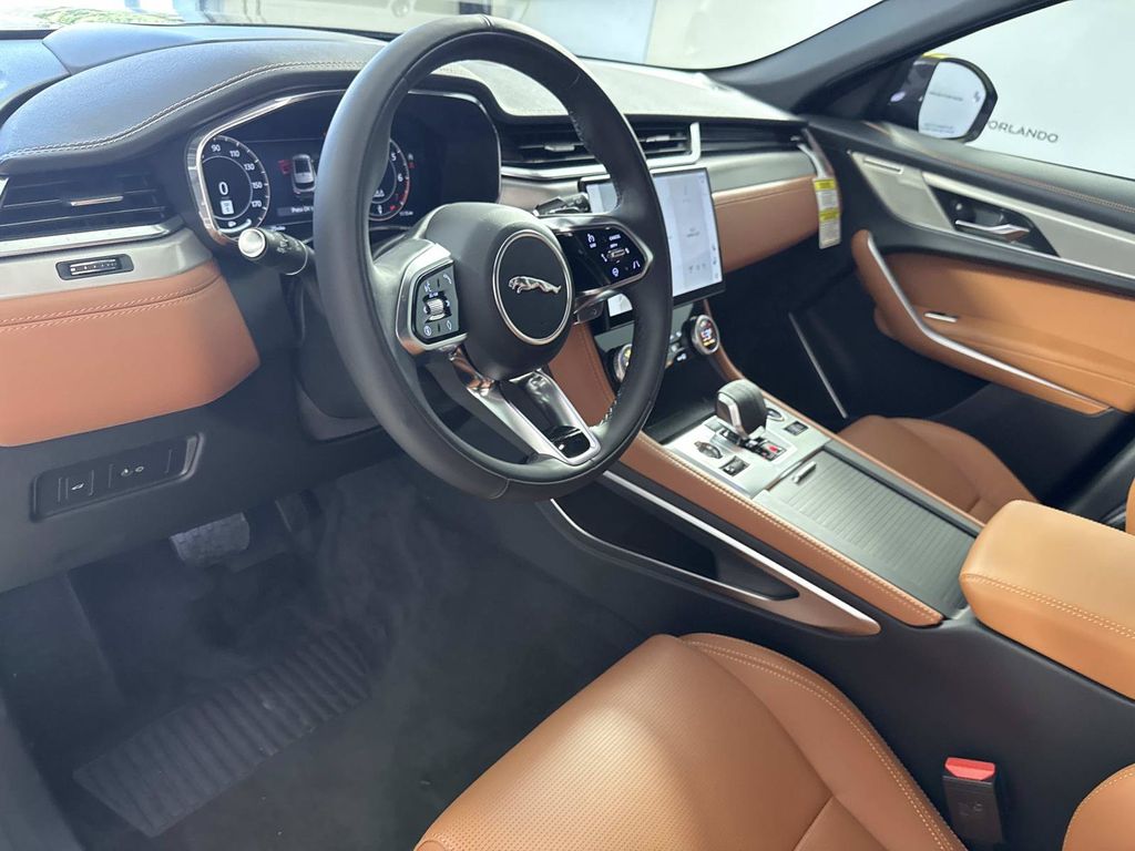 2026 Jaguar F-Pace R-Dynamic S - Photo 22
