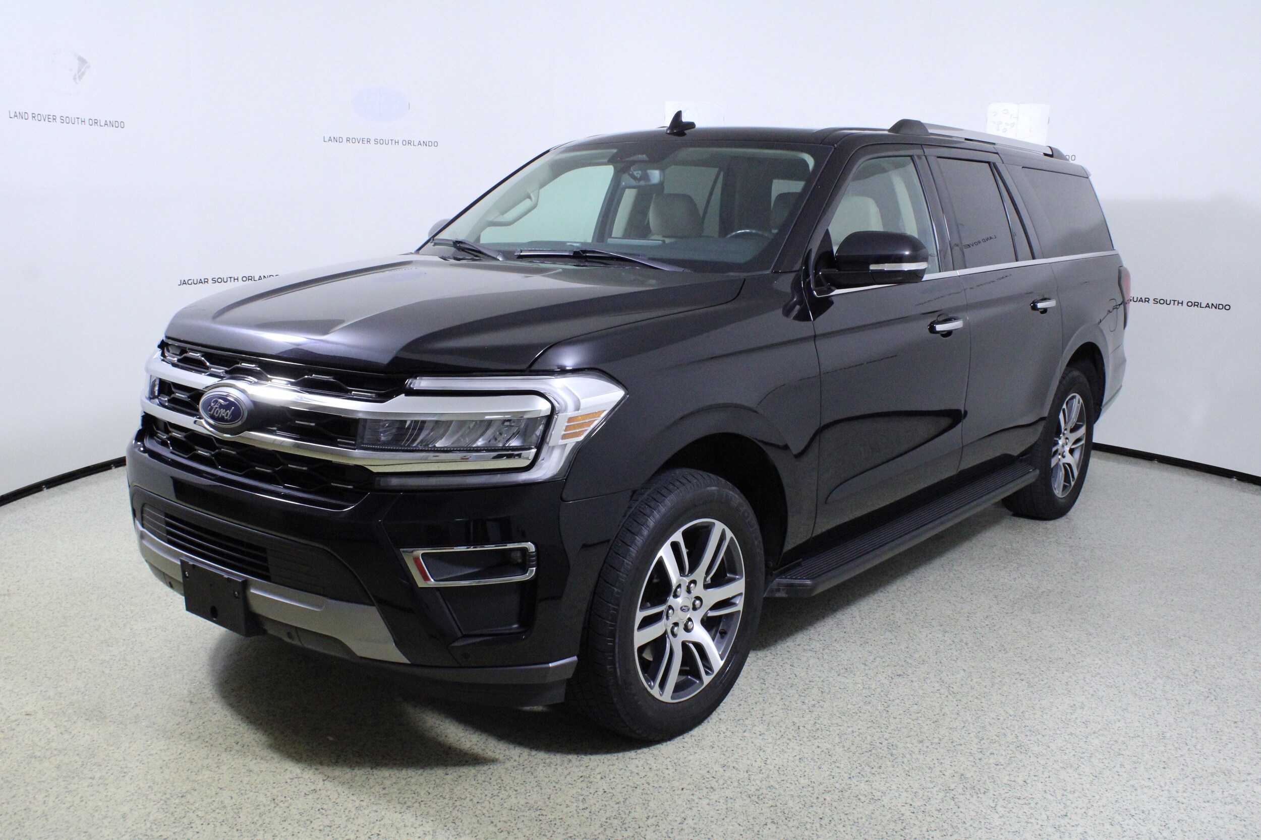 2024 Ford Expedition MAX Limited photo 4