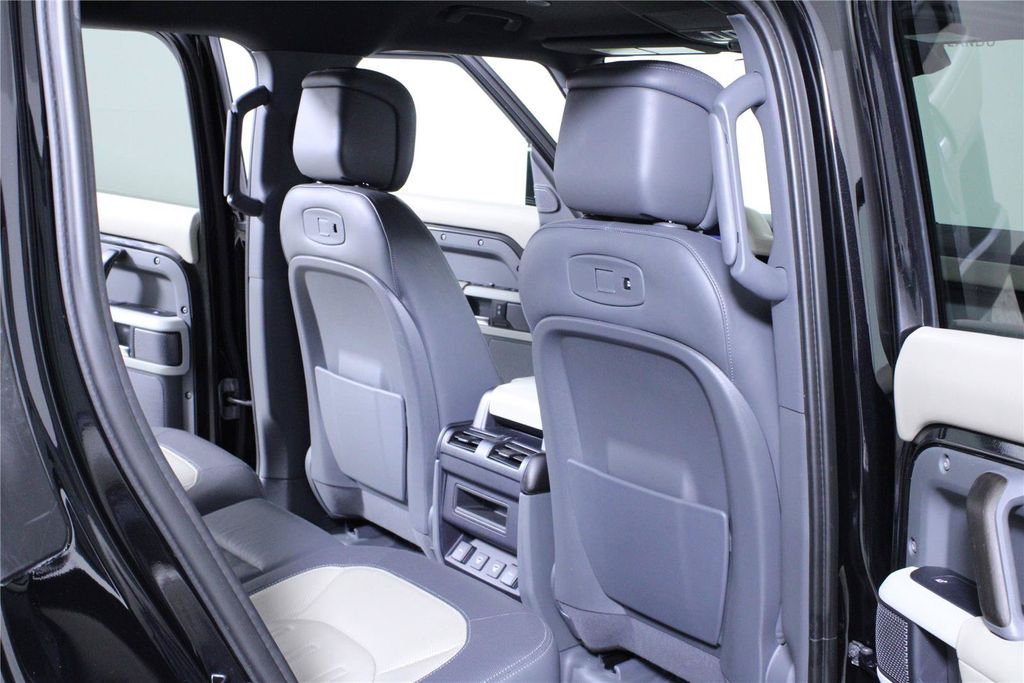 2021 Land Rover Defender X-Dynamic HSE - Photo 12