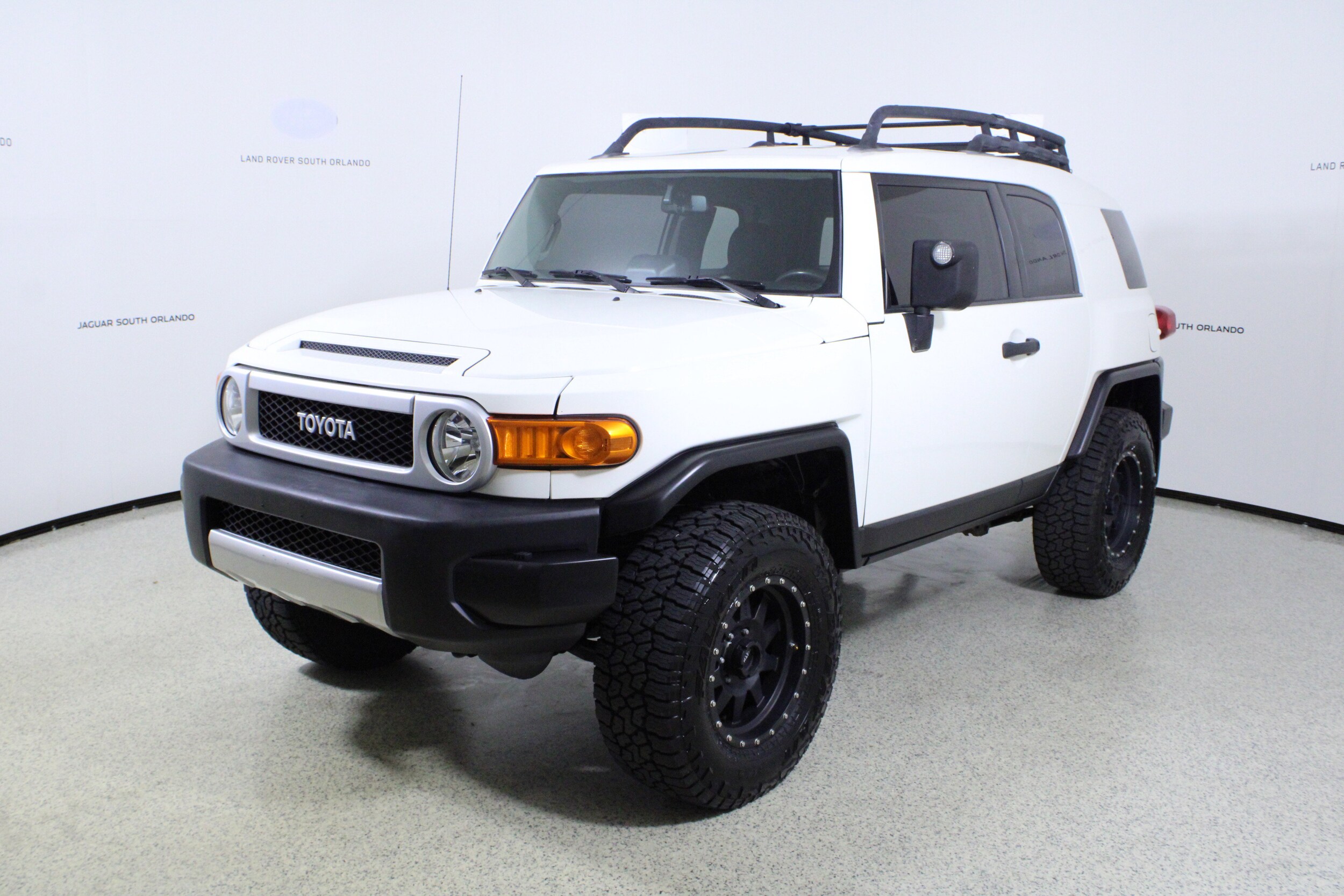 2012 Toyota FJ Cruiser Base photo 4